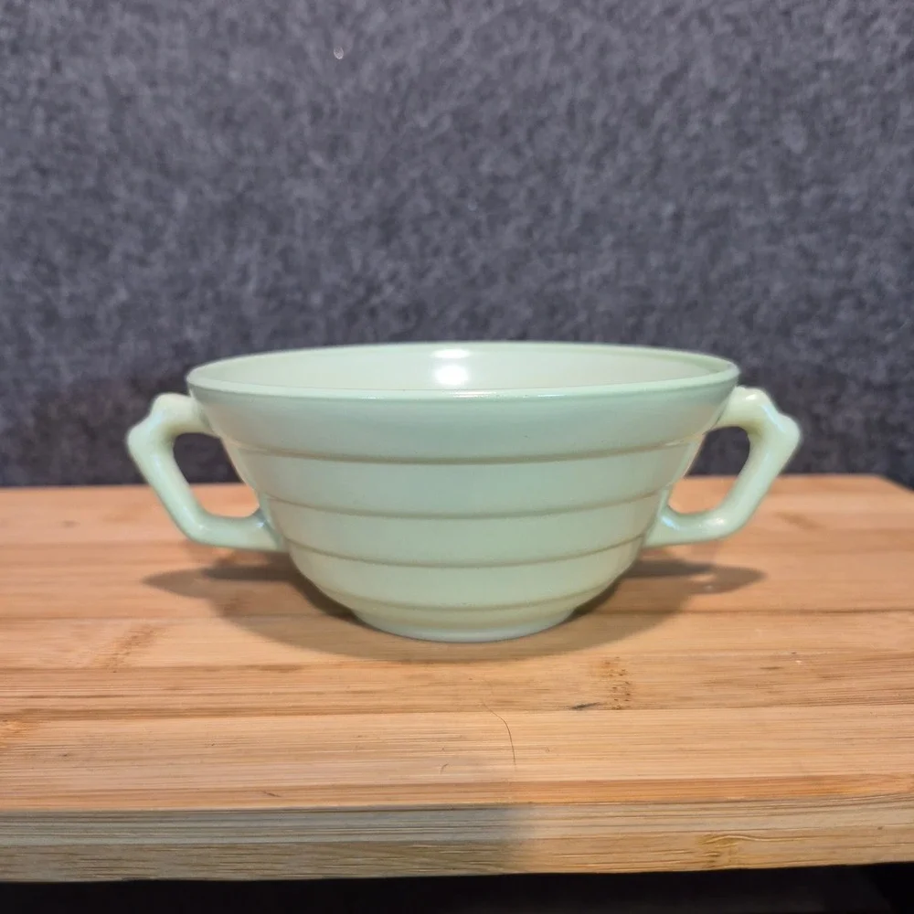 5 Vintage Hazel Atlas Platonite Moderntone Glass Handled Cream Soup Bowls Green